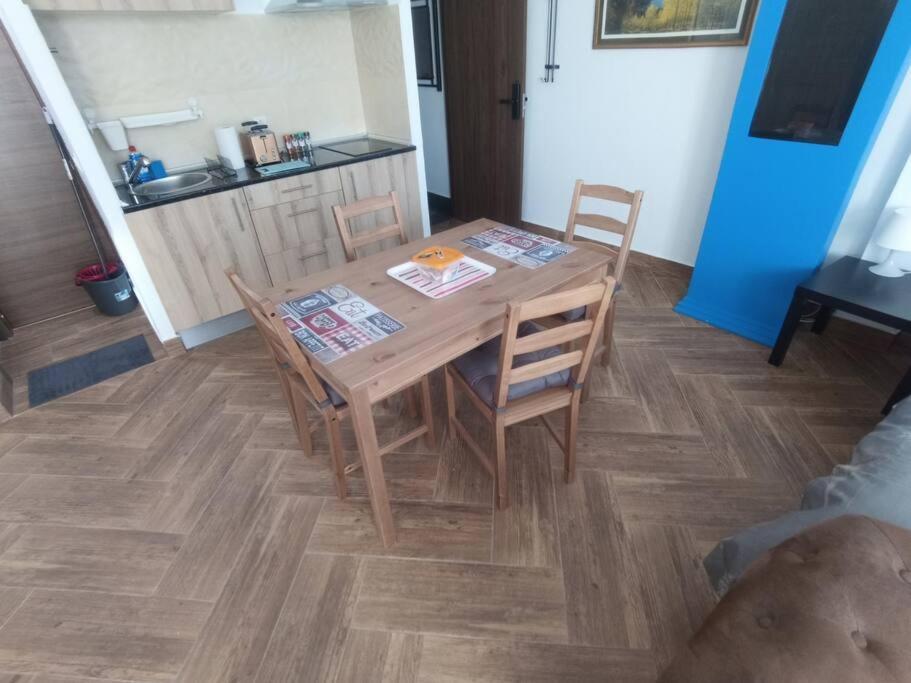 Апартаменти Mini Loft Бесерріль-де-ла-Сьєрра Екстер'єр фото